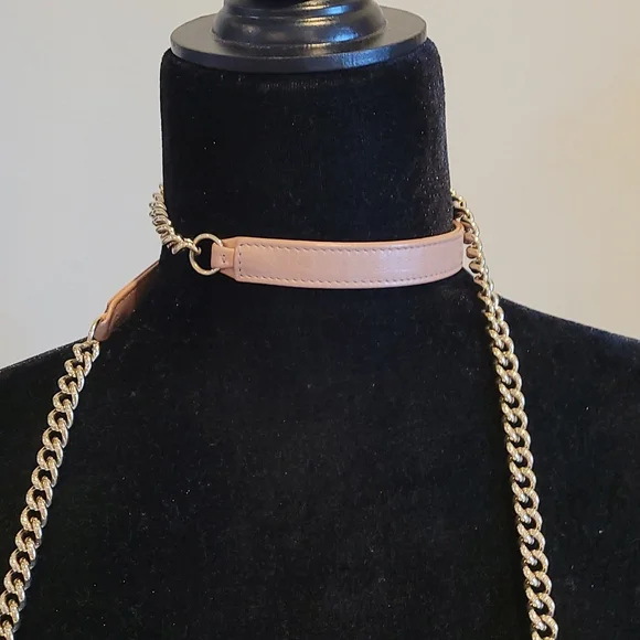 SOLD ๐ Chanel WOC Nude pink wallet on Chain - Picture 11 of 16